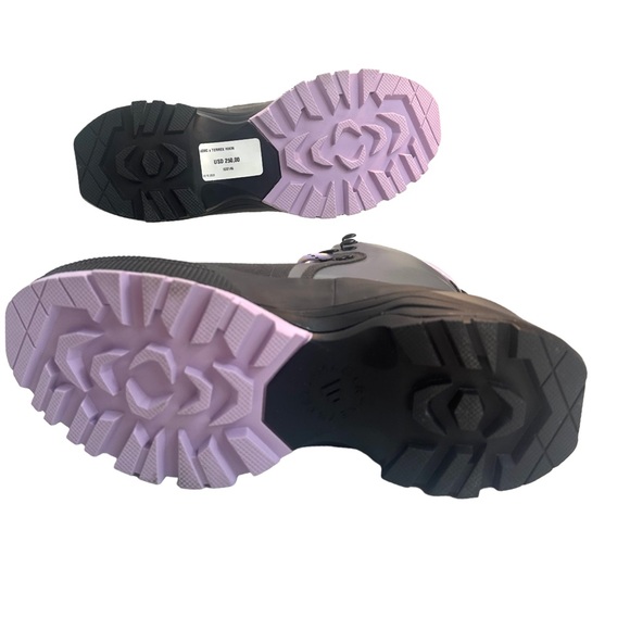 Stella McCartney Asmc Terrex Hiking Boot in Utility Black, Purple& GreySize:6NWT - Picture 6 of 16